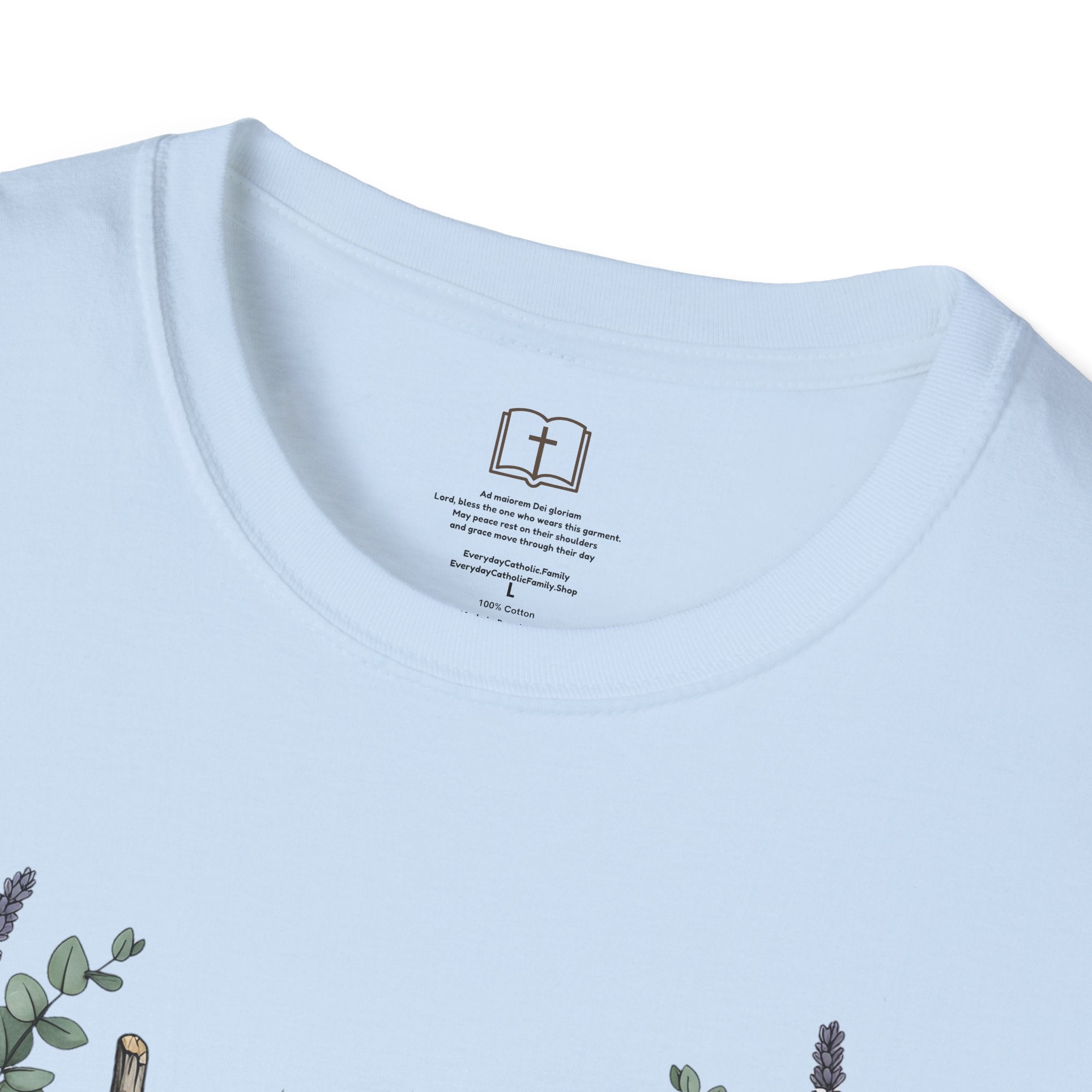 Camiseta cristiana floral con corona de espinas 