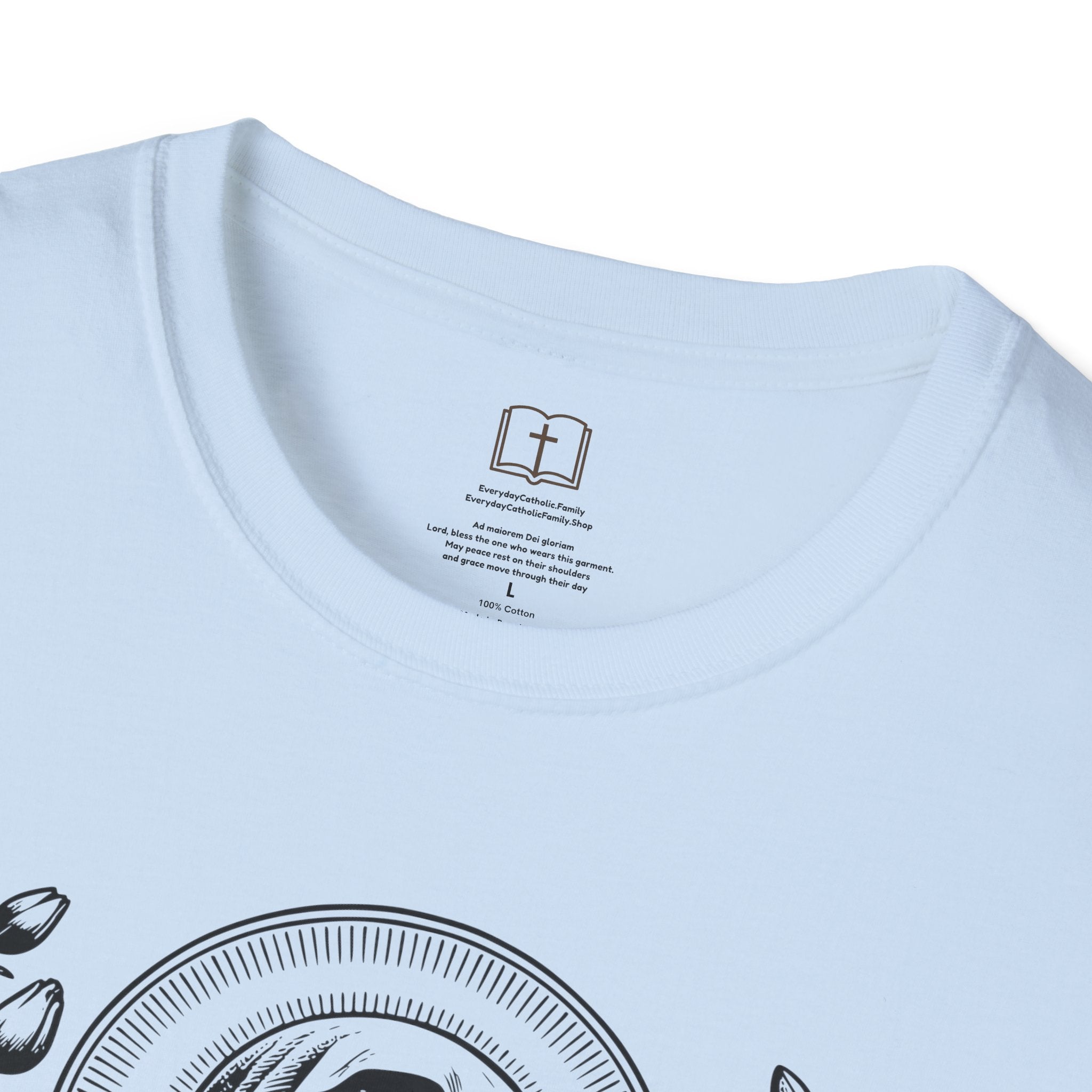 Virgen María Floral | Camiseta Femenina | Diseño Artístico Mariano