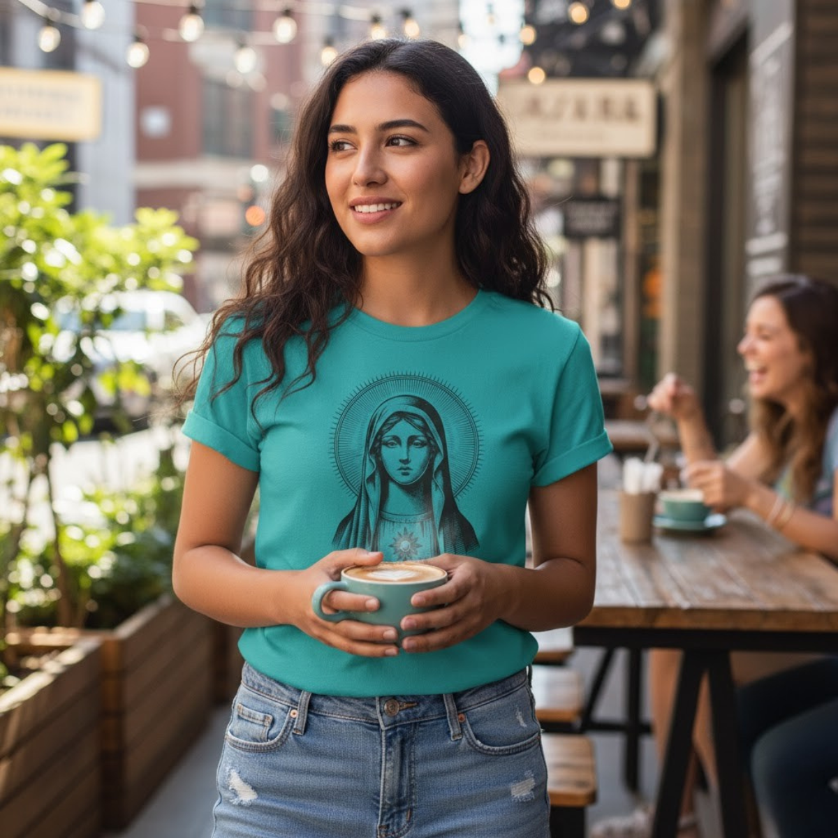 Camiseta de María de inspiración vintage para mujer | Camiseta de arte católico | Ropa religiosa