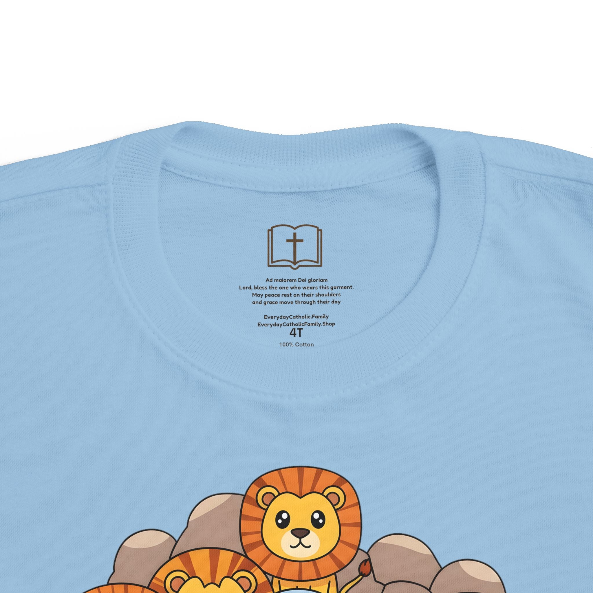 Camiseta infantil "El fiel Daniel en el foso de los leones" | Camiseta de historia católica