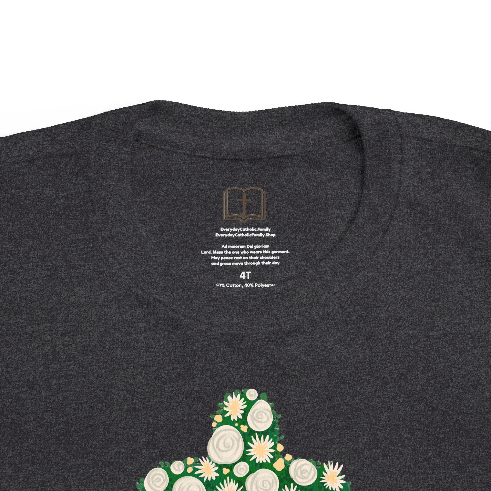 Camiseta para niño con diseño de cruz floral verde inspirada en la fe