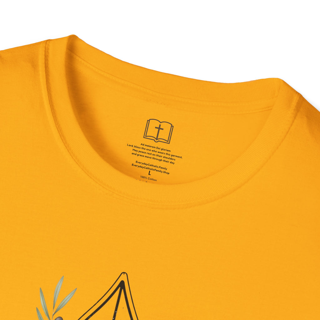 Camiseta floral de flor de lis de Faith &amp; Family Home