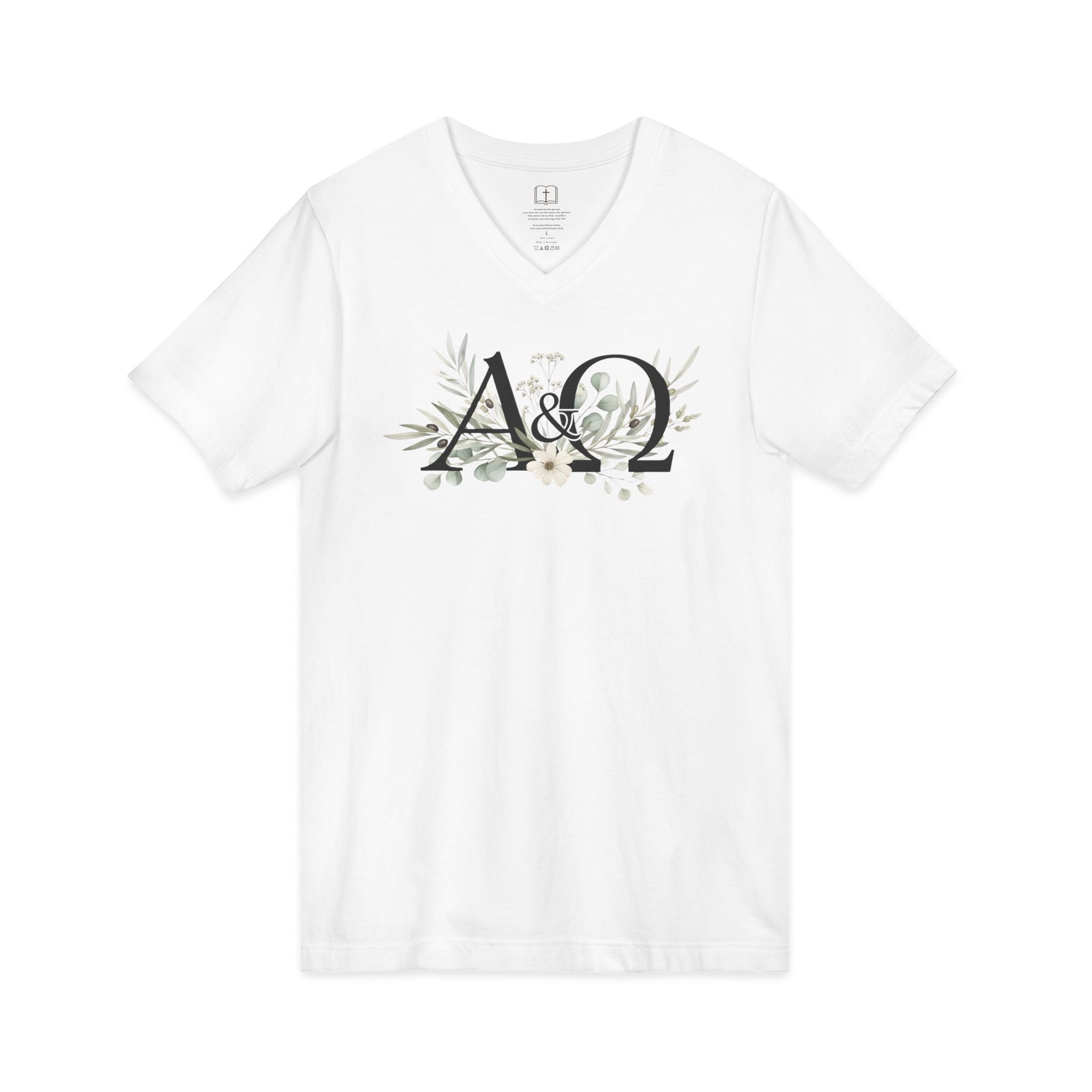 Camiseta con cuello en V y estampado floral Alpha &amp; Omega | Camisa con fe cristiana sutil