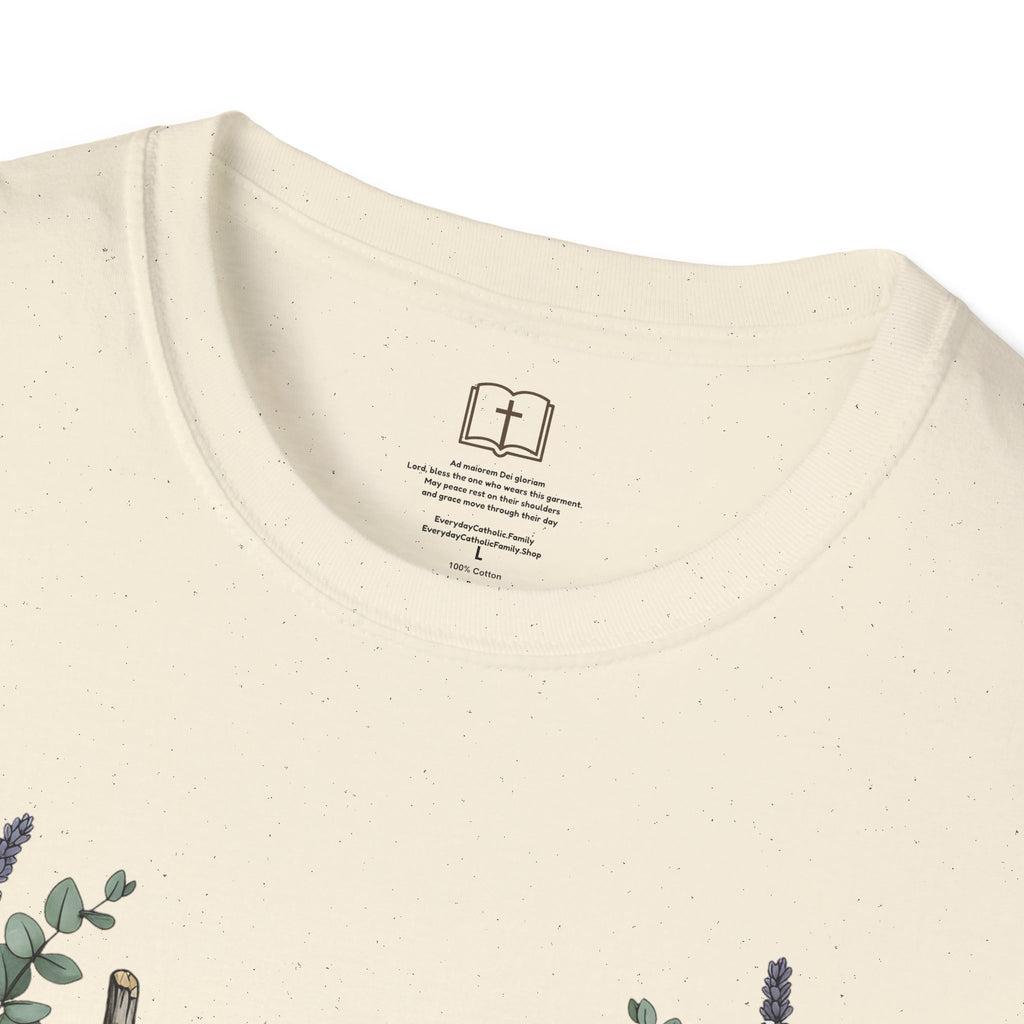 Camiseta cristiana floral con corona de espinas 