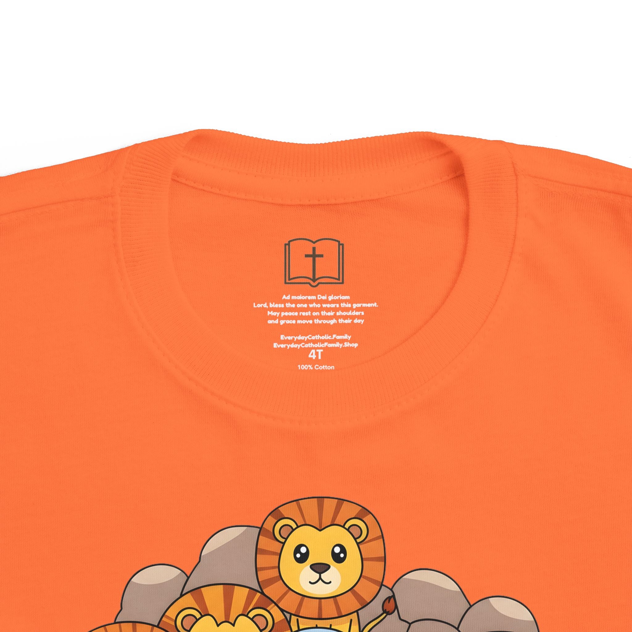 Camiseta infantil "El fiel Daniel en el foso de los leones" | Camiseta de historia católica