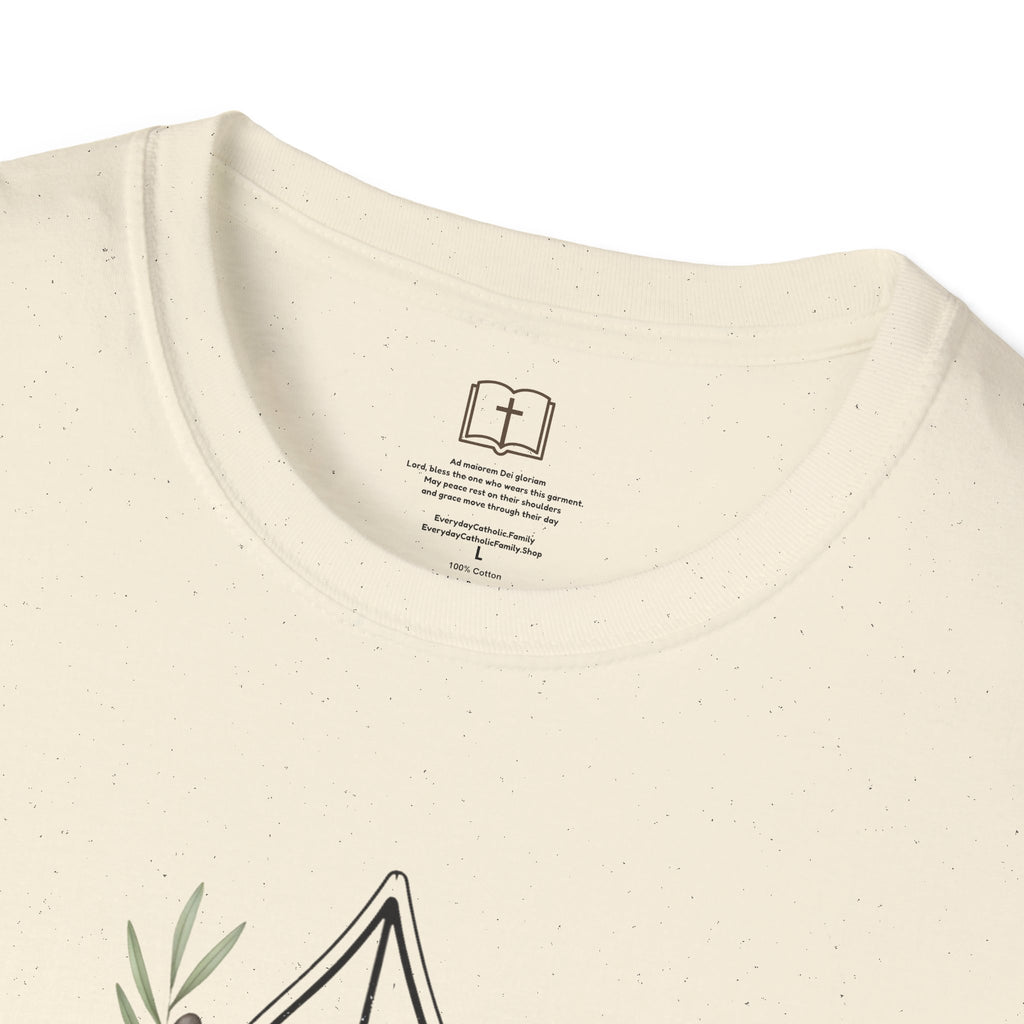 Camiseta floral de flor de lis de Faith &amp; Family Home